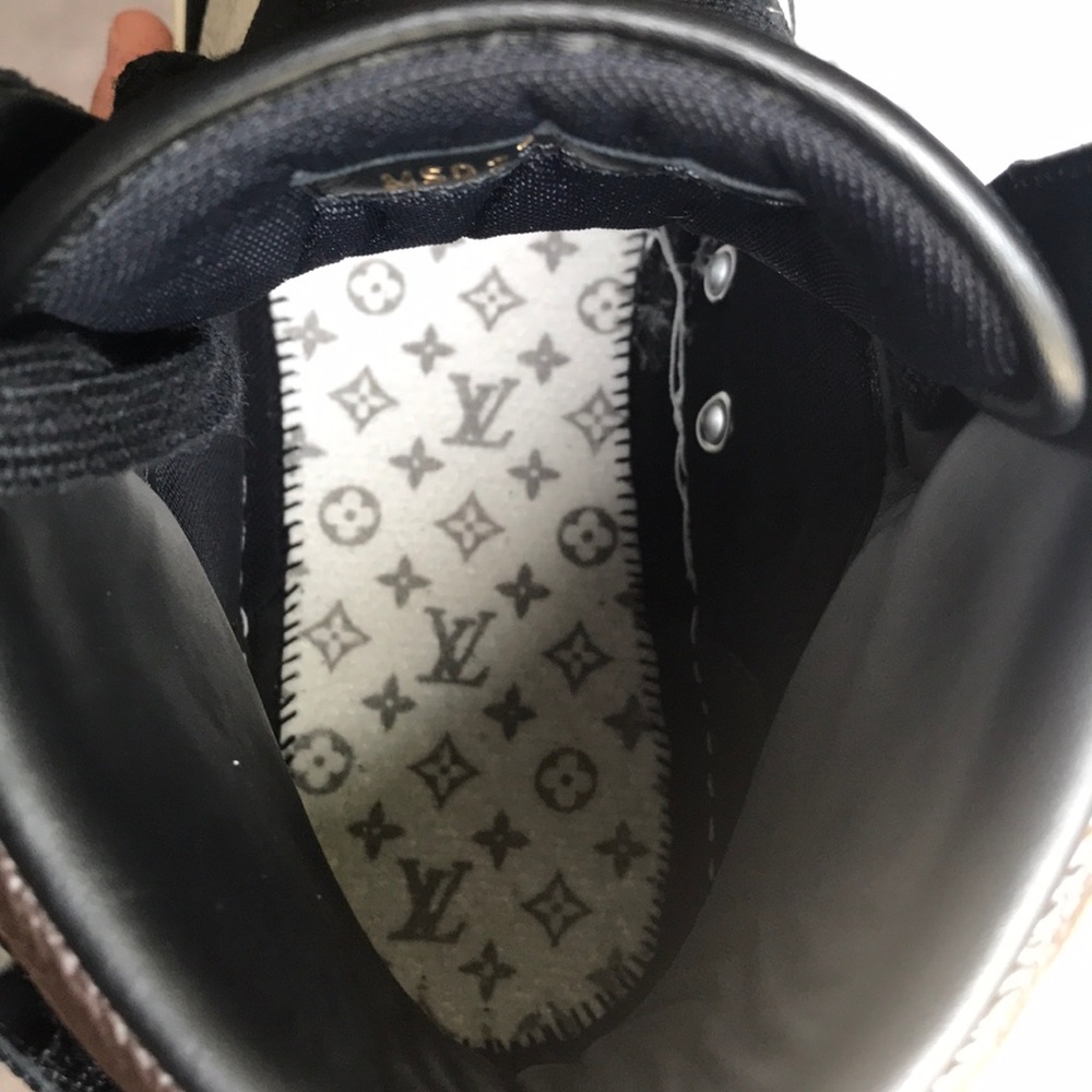 Louis Vuitton Monogram Hightop Sneakers - Picture 9 of 9